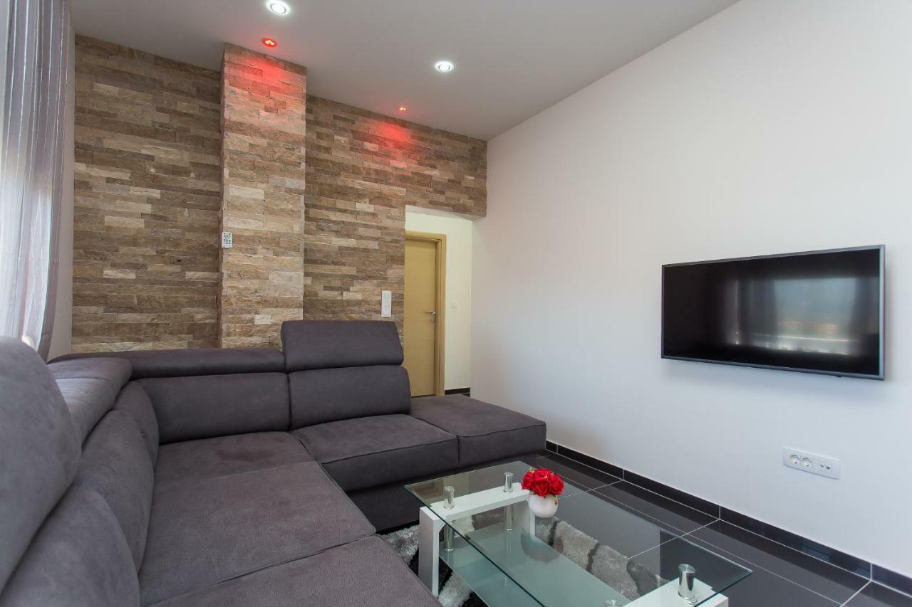 Apartment Marija 2 Near Split Kaštela Exteriör bild