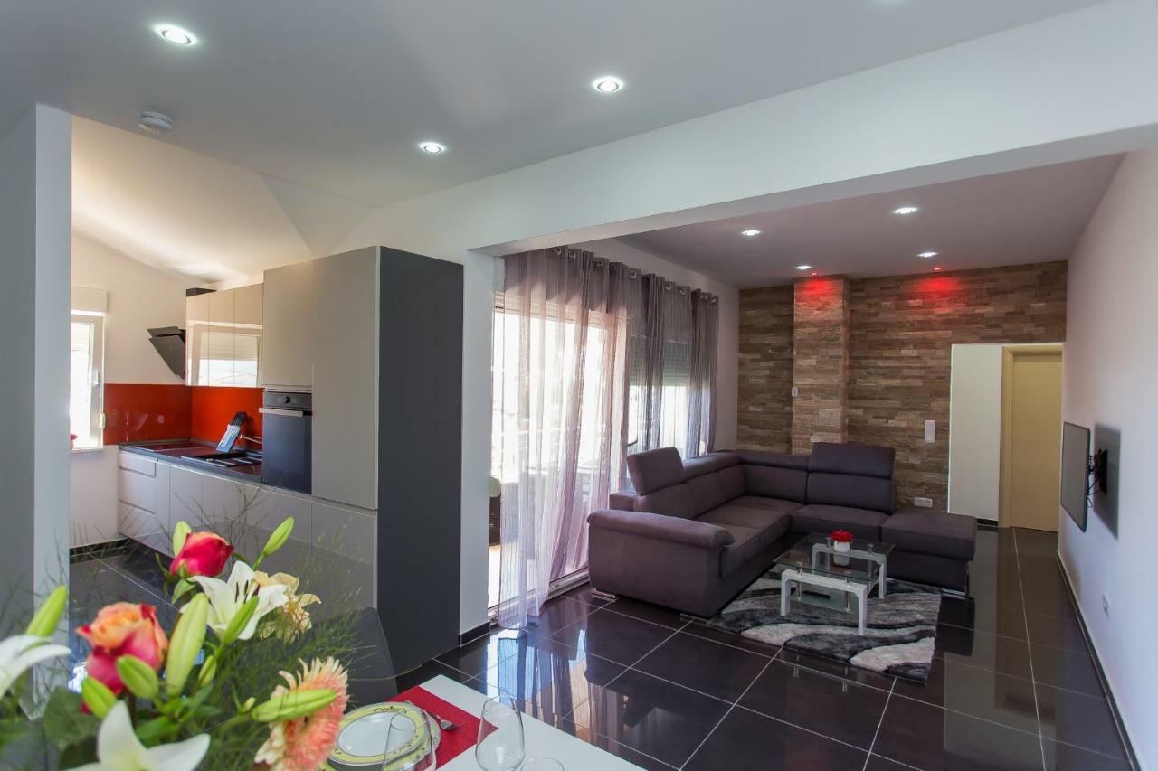 Apartment Marija 2 Near Split Kaštela Exteriör bild