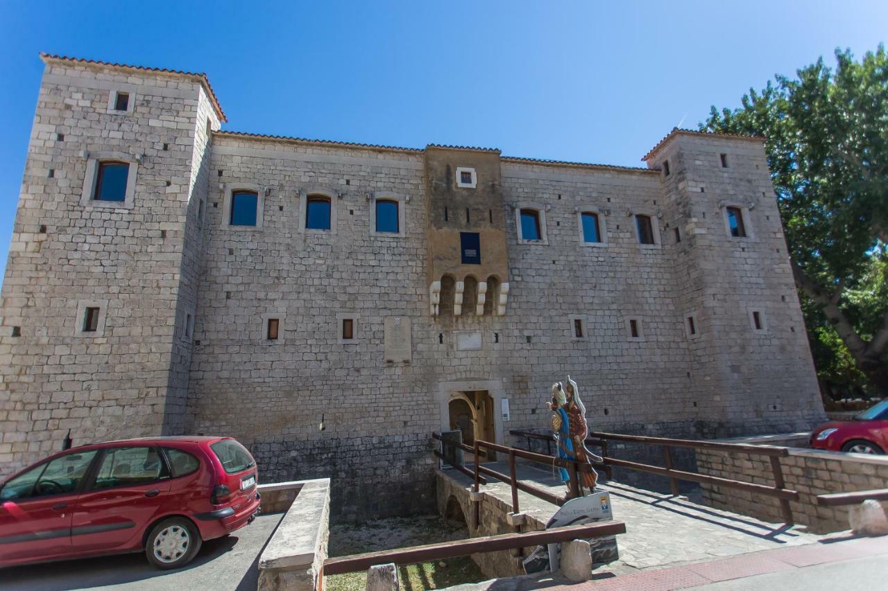 Apartment Marija 2 Near Split Kaštela Exteriör bild